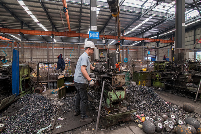 乐平网架配件-螺栓球加工车间